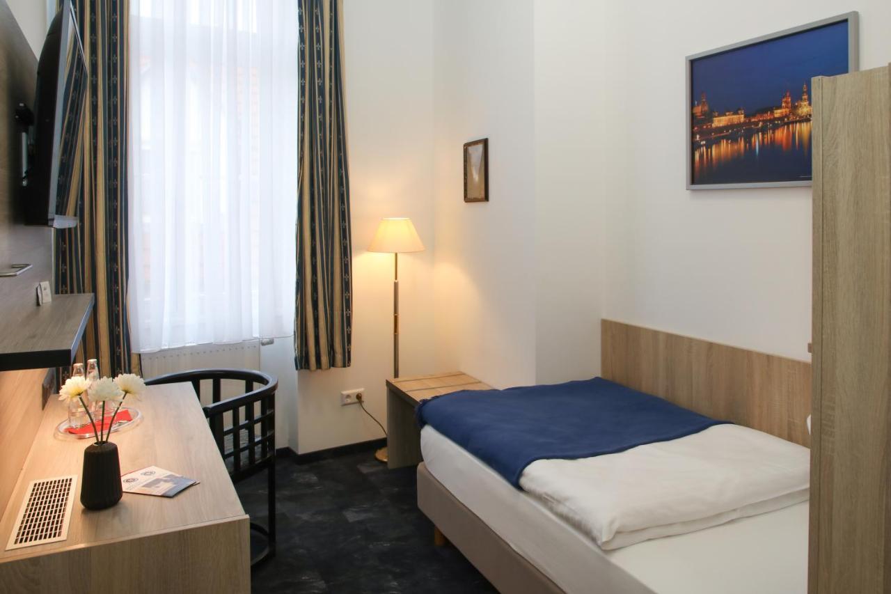 Hotel Zur Kulturweberei Finsterwalde Bagian luar foto