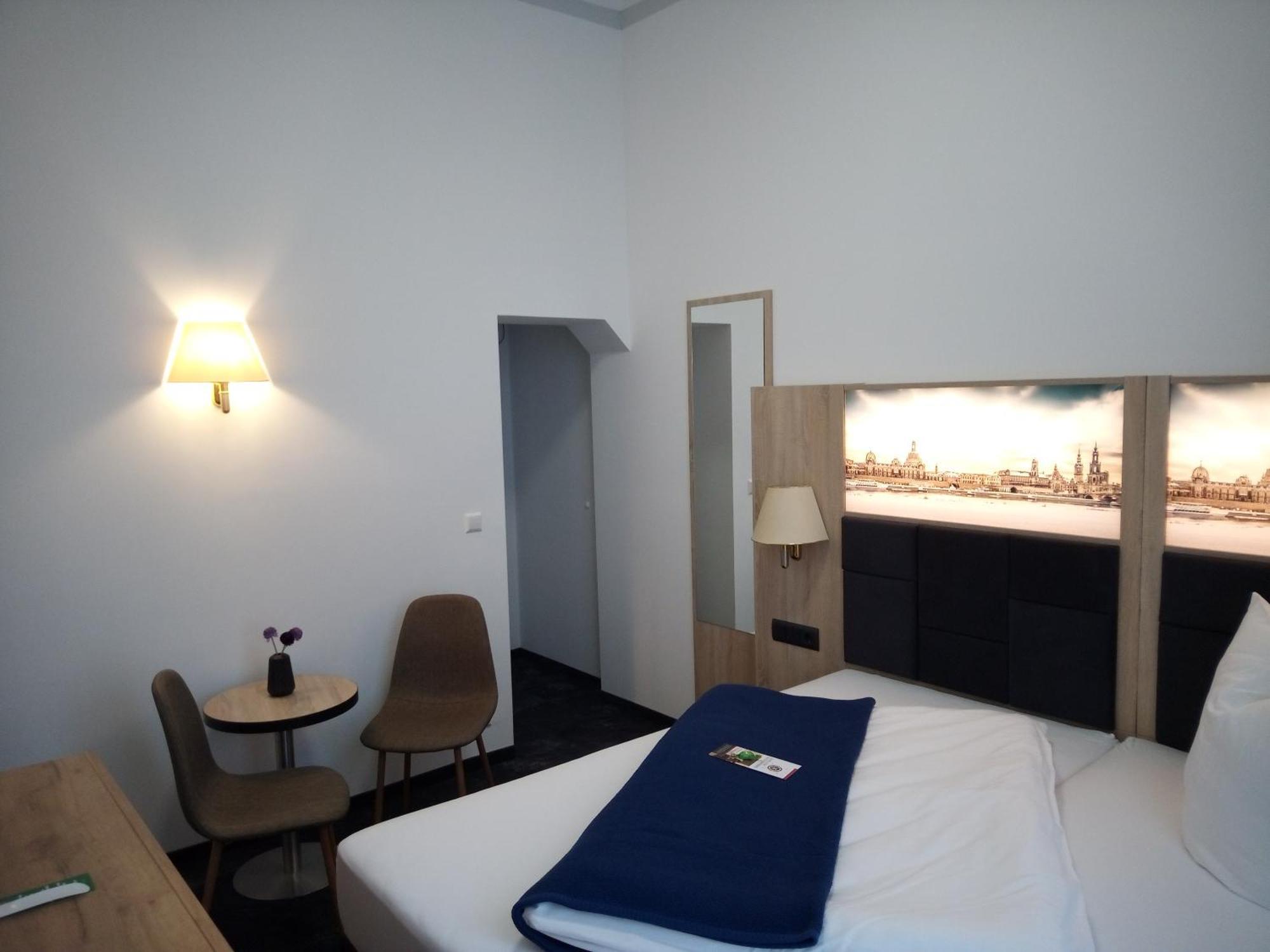 Hotel Zur Kulturweberei Finsterwalde Ruang foto